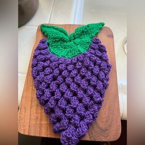 Crochet Grapes pot holder